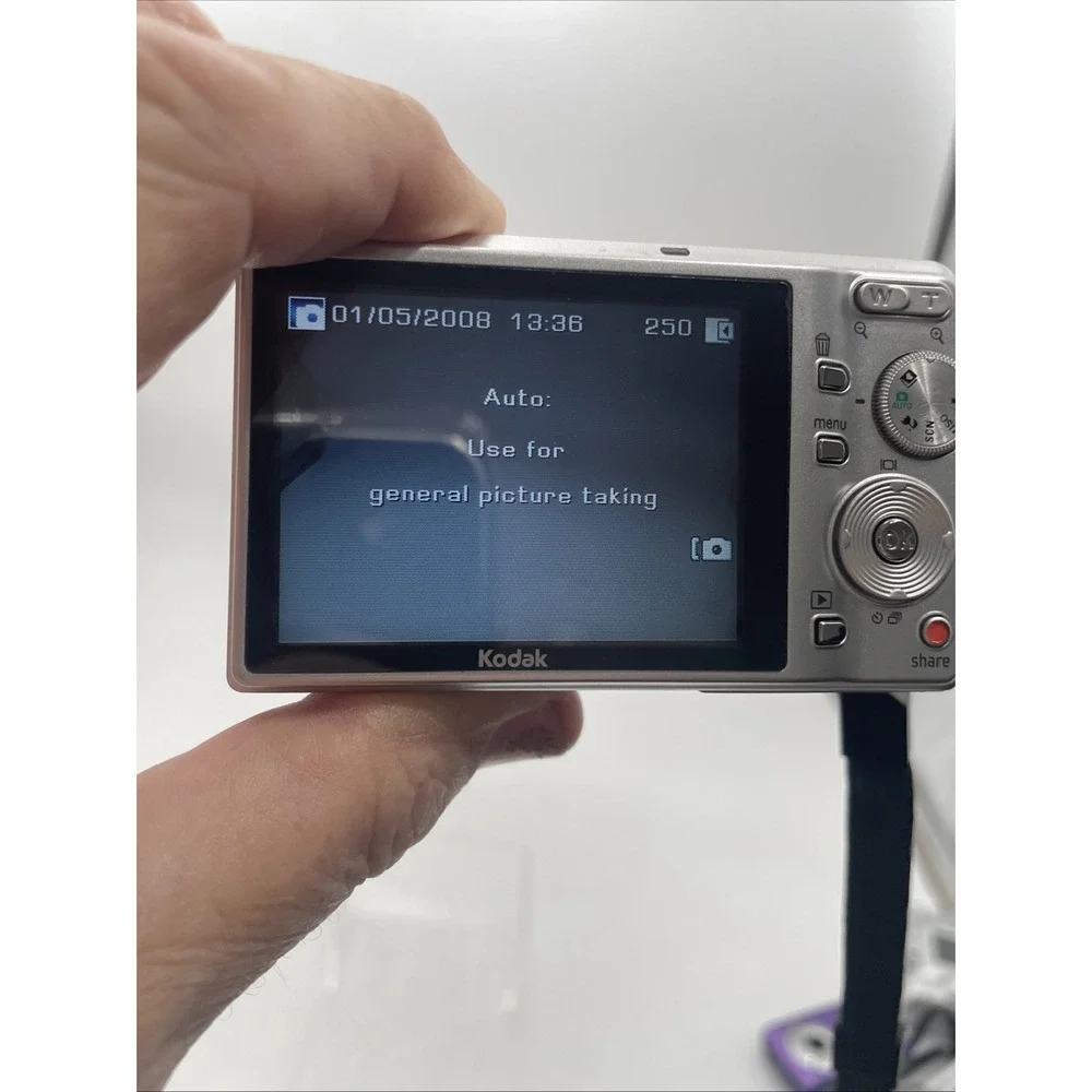 Kodak EasyShare M893 IS 8.1MP Digital Camera+New Battery+Charger+SD Card-TESTED